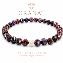Lade das Bild in den Galerie-Viewer, Granat-Armband A+ Qualität mit 925 Silberverschluss – facettierte Naturperlen, elastisch, Handmade in Deutschland | SARB-BIJOU VIP COLLECTION