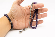 Lade das Bild in den Galerie-Viewer, Tesbih & Armband Set Herren – Amethyst 8mm – Gebetskette 33 Perlen mit Vizyon Püskül + Armband 25 Perlen – Versilbert – Geschenkset inkl. Etui
