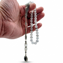 Lade das Bild in den Galerie-Viewer, Tespih Selenit Selection of the Master Collecttion Vizyon Püskül 8mm Rund Küre Gebetskette Rosary Misbah Subha Handmade inkl. Etui