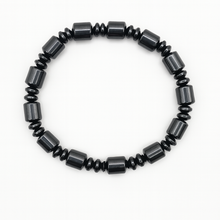 Lade das Bild in den Galerie-Viewer, Hämatit Armband Herren Ø60mm – Naturstein Schmuck – Geschenk im Etui