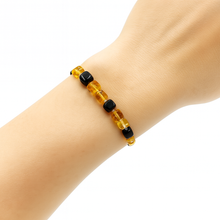 Lade das Bild in den Galerie-Viewer, Echtes Bernstein Armband – Hochwertiger Naturstein-Schmuck mit einzigartiger Energie
