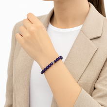 Lade das Bild in den Galerie-Viewer, Amethyst Armband Damen – A+ Qualität Amethyst Perlen mit 925 Echt-Silber-Verschluss | Handmade in Deutschland by SARB-BIJOU
